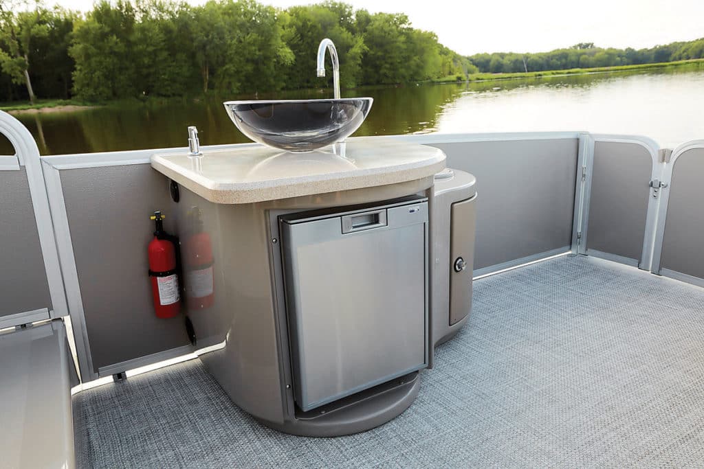 2016 Pontoon Buyers Guide: Premier 310 Encounter