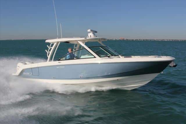 Boston Whaler 320 Vantage