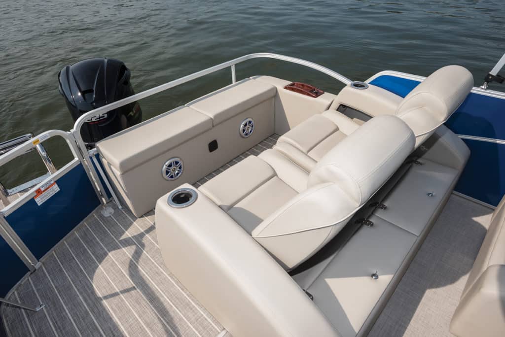 2016 Pontoon Buyers Guide: G3 SunCatcher Elite 324 RS