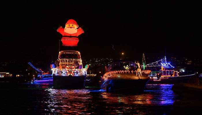 Holiday Boat Parade Safety