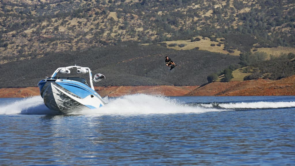 2017 Centurion Boats