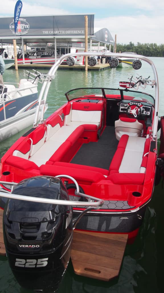 MasterCraft NXT20 Global Edition