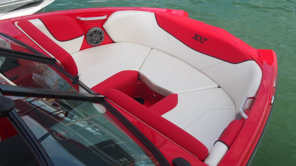 MasterCraft NXT20 Global Edition