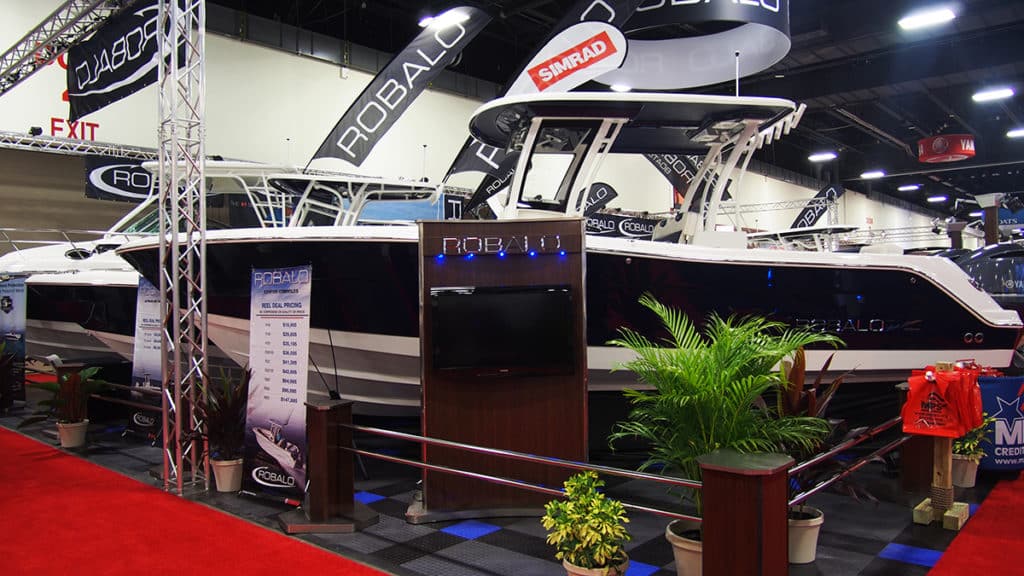 Robalo Boats On Display