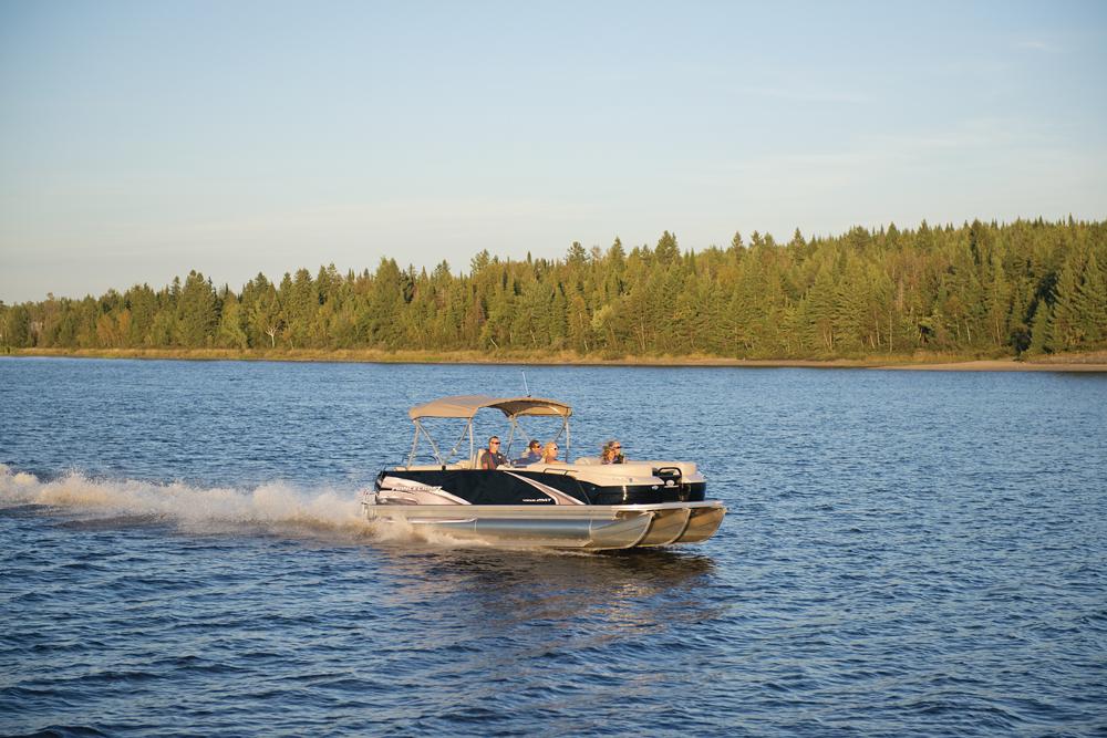 20 Best Pontoon Boats