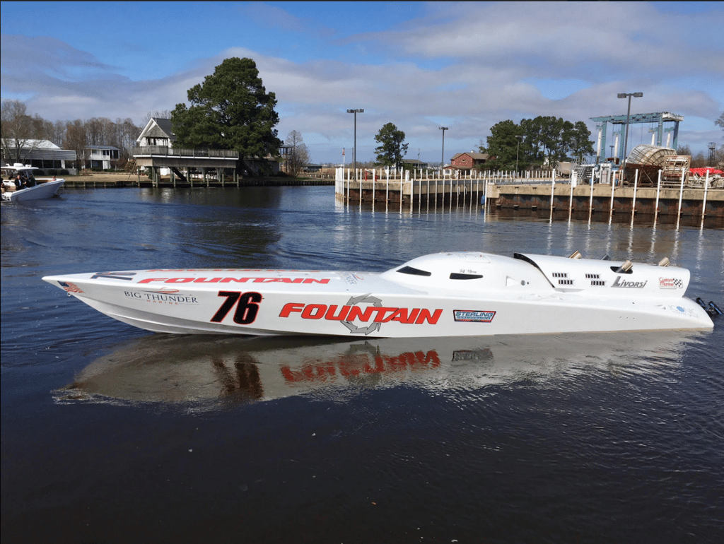The 40-foot Fountain, powered by twin Sterling Performance twin-turbo 557 cid engines making 1,900 peak hp.