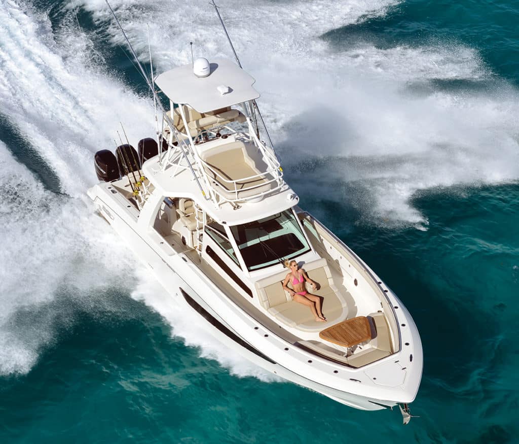 Boston Whaler 420 Outrage