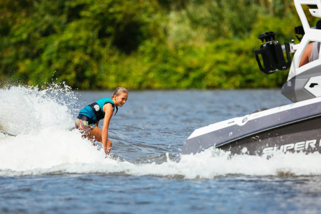 Surfing behind the G23