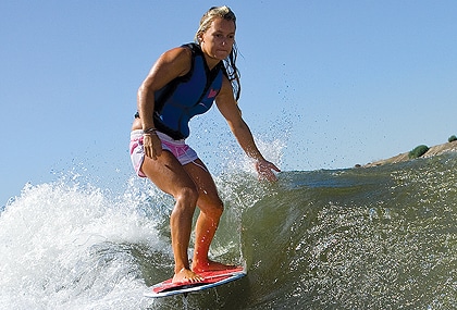 Wakesurfing