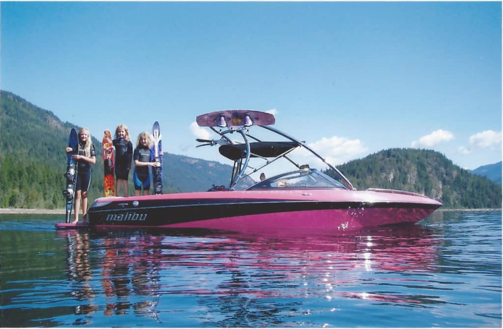 The Bentley family on the pink Malibu