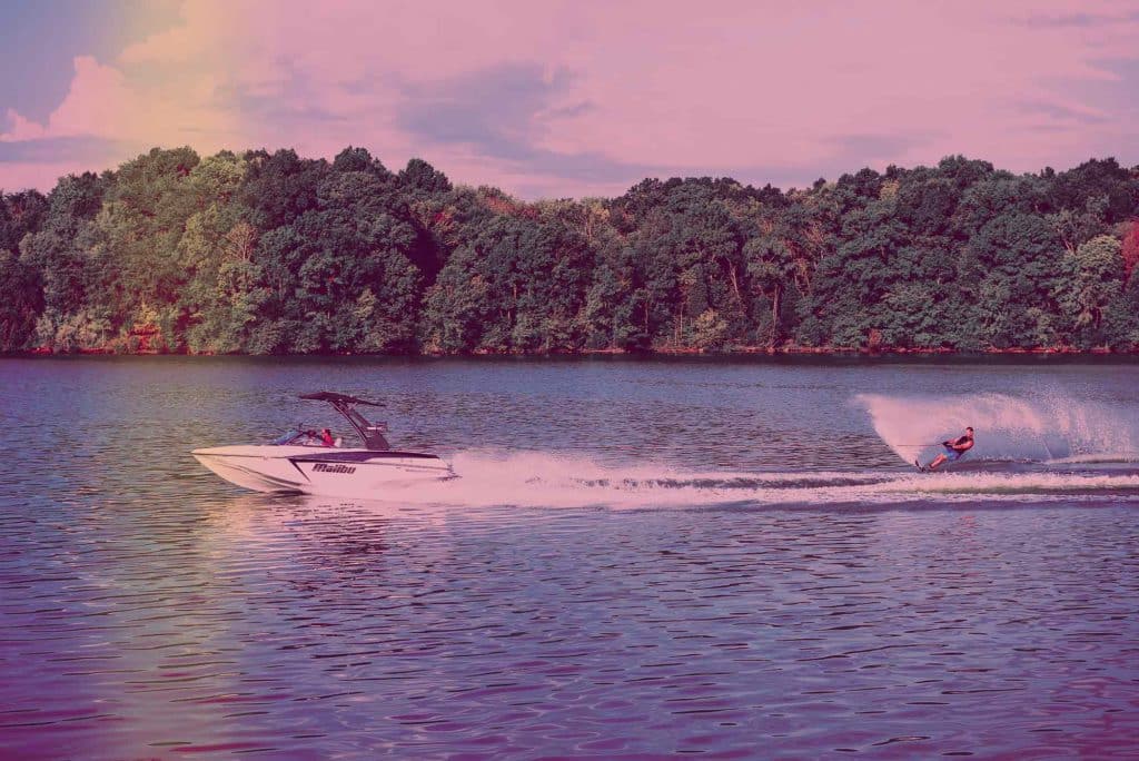 Crossover Boats for Water Skiing