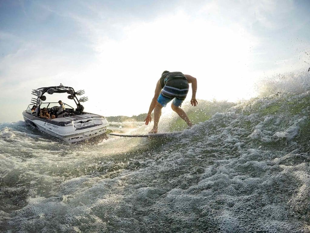 Crossover Boats for Water Skiing