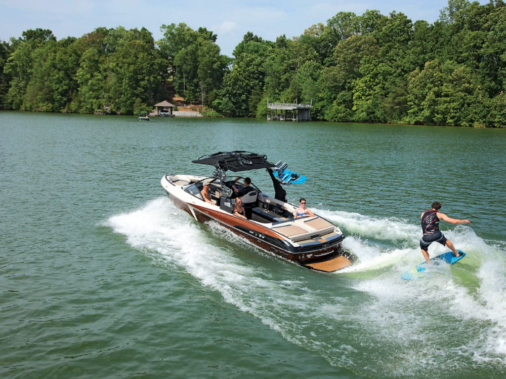 Malibu Wakesetter 25 LSV