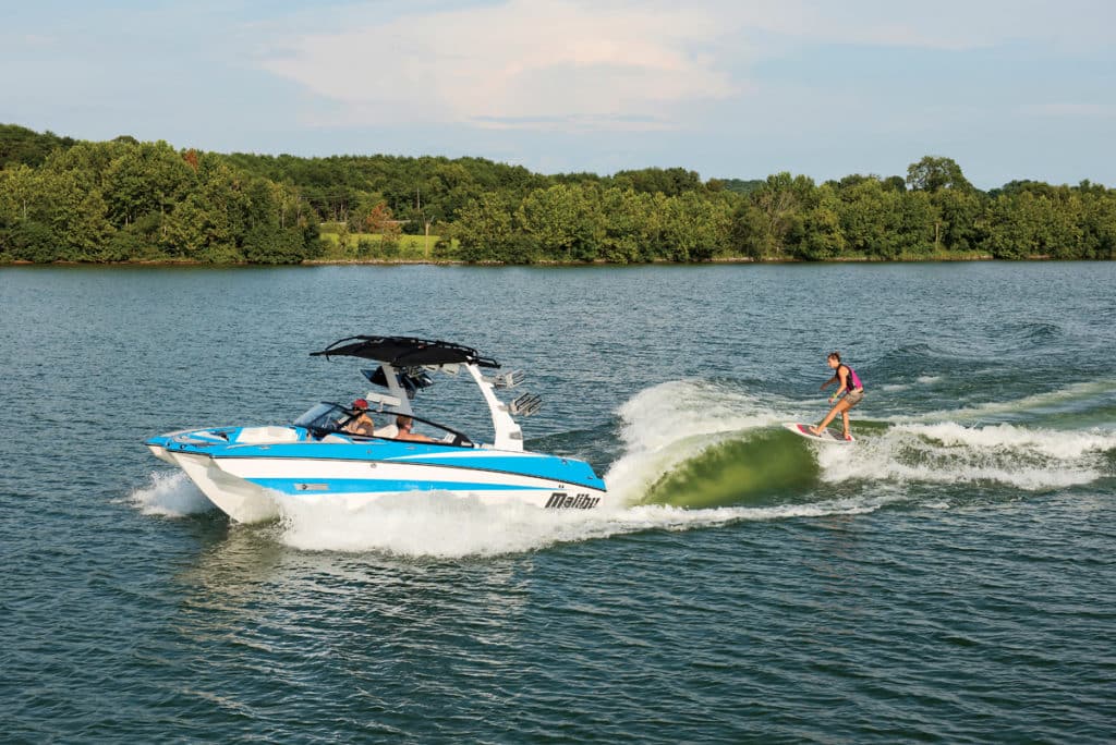 Best Water Sports Boats of 2017