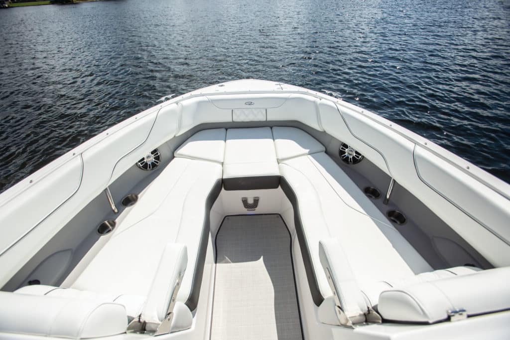 LS6 Surf bow seating