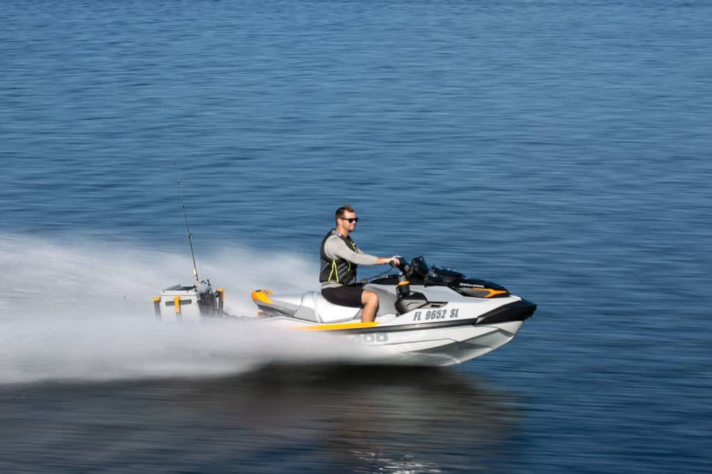 Sea-Doo FishPro Trophy 170 running