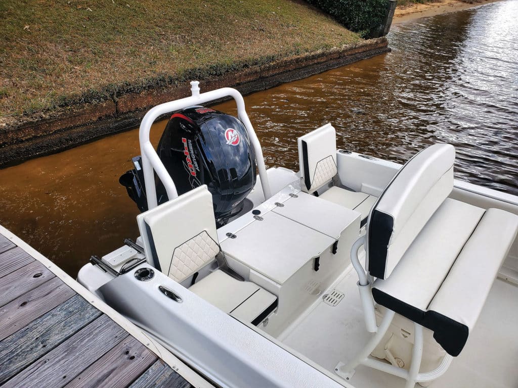 173CC stern seating