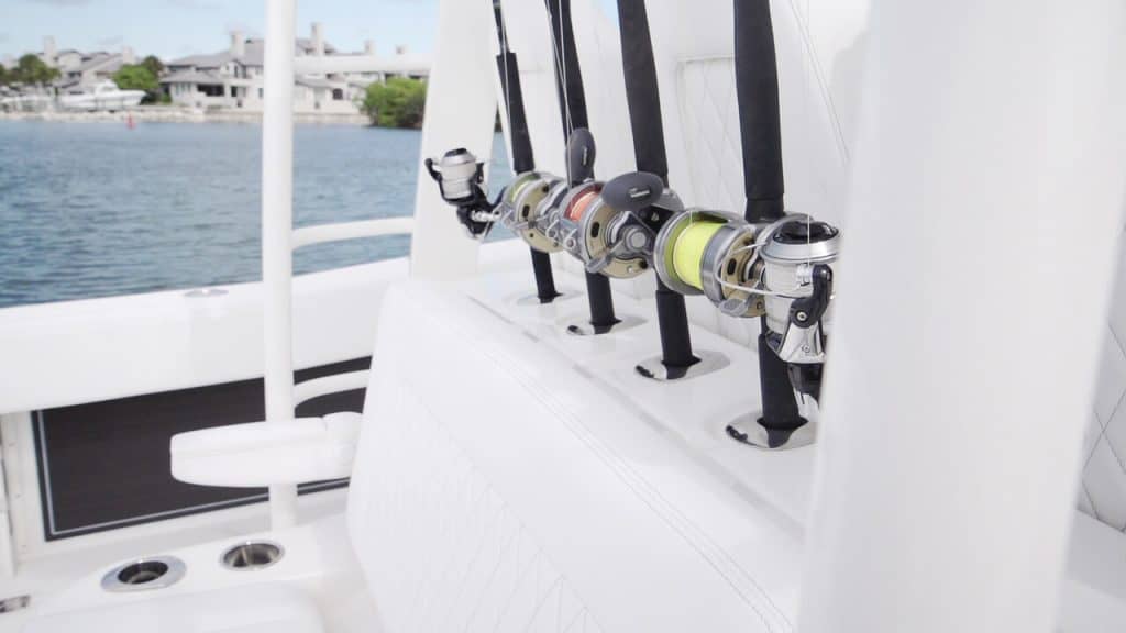 World Cat 400CC-X rod holders