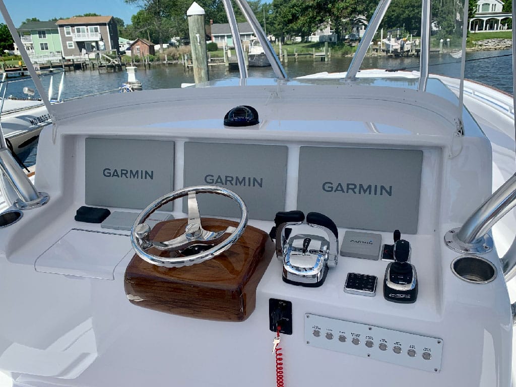 Weaver Boats Works 41 Center Console helm