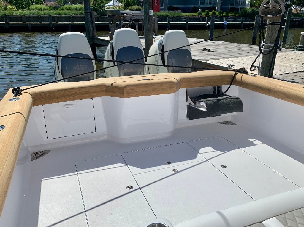 Weaver Boats Works 41 Center Console cockpit