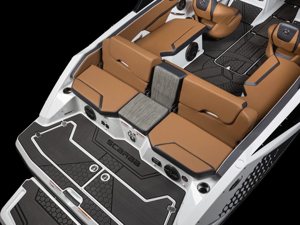 Scarab Jet 215 ID aft seating