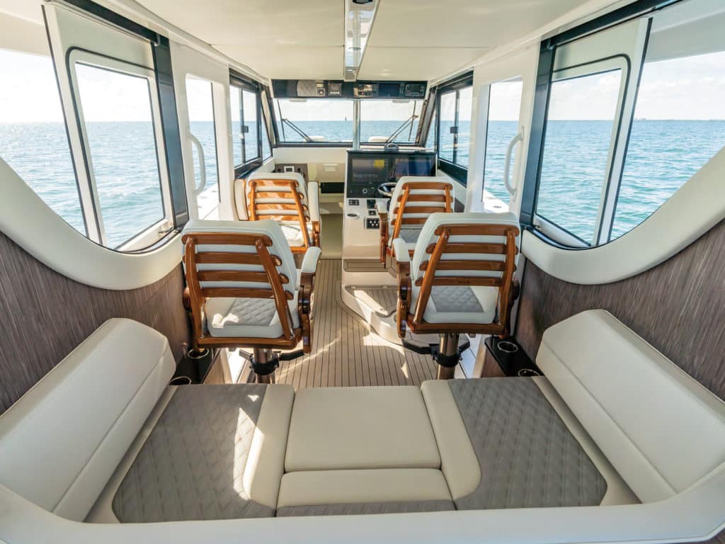 Invincible 46 Pilothouse interior