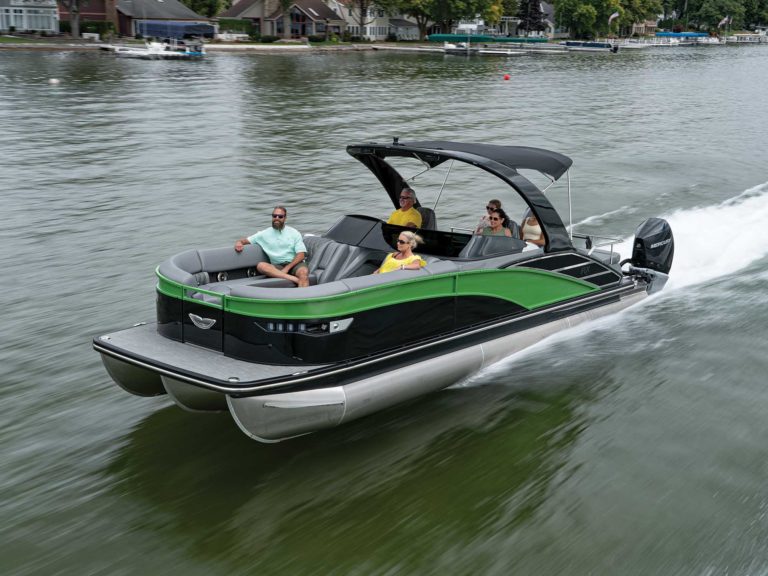2023 Boat Buyers Guide