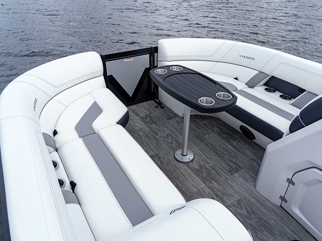 Viaggio Diamante 23B bow seating