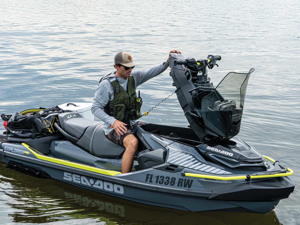 Sea-Doo Explorer Pro 170 stowage