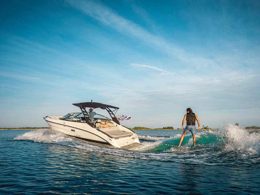 2023 Sea Ray SLX 260 Surf