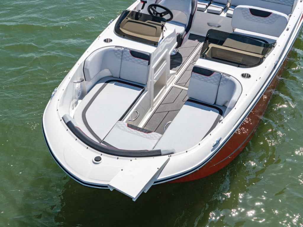 Bayliner M19 bow seating