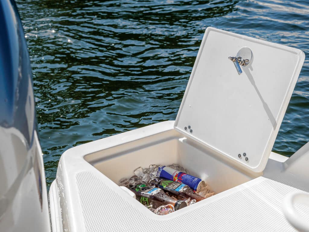 Sailfish 312 CC cooler