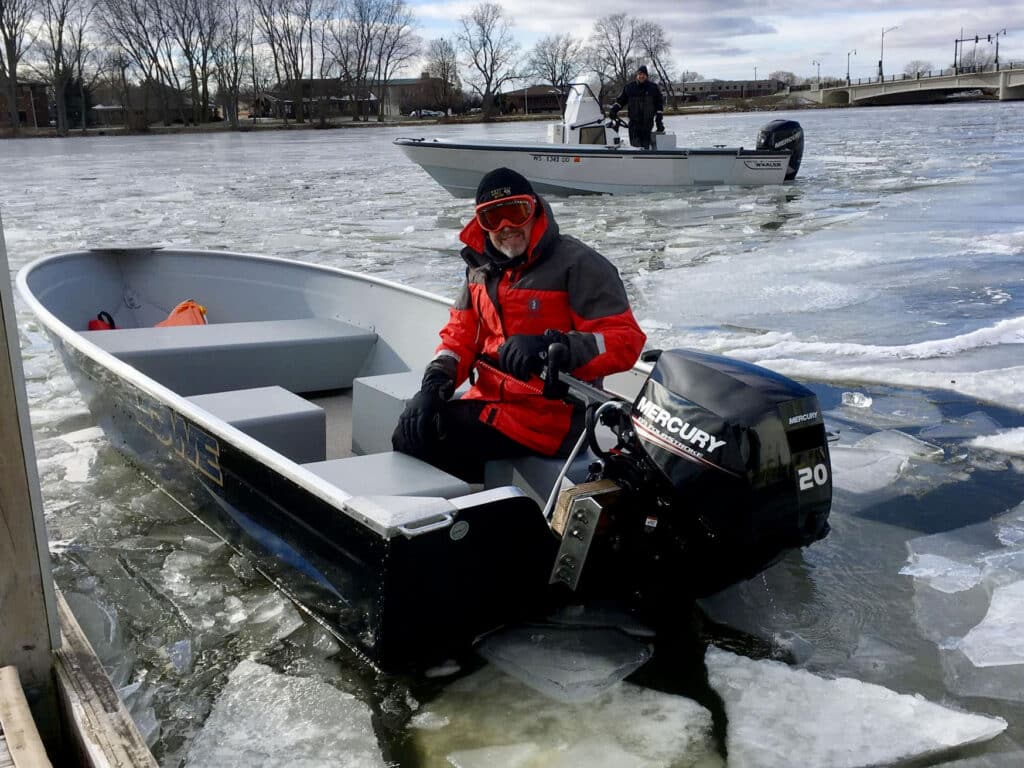 Charles Pleuddeman Boats through ice