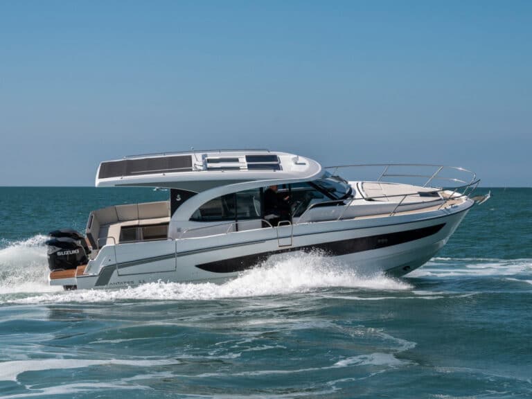 Beneteau Antares 11