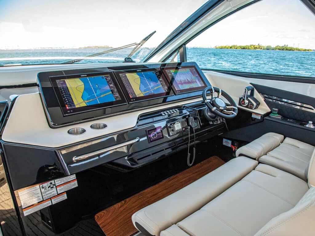 Cruisers Yachts 50 GLS helm