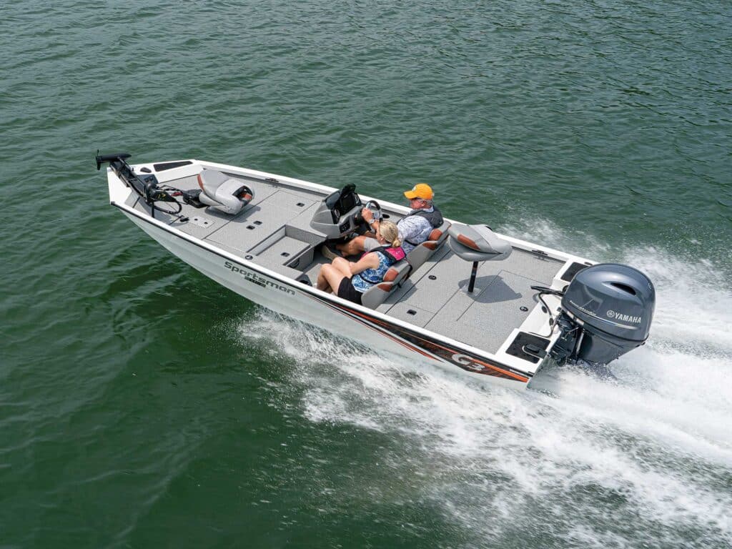 G3 Sportsman 1710 PFX running