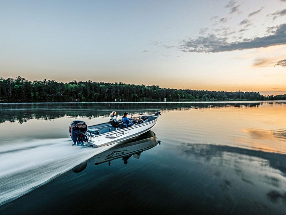 Lund boat on the lake