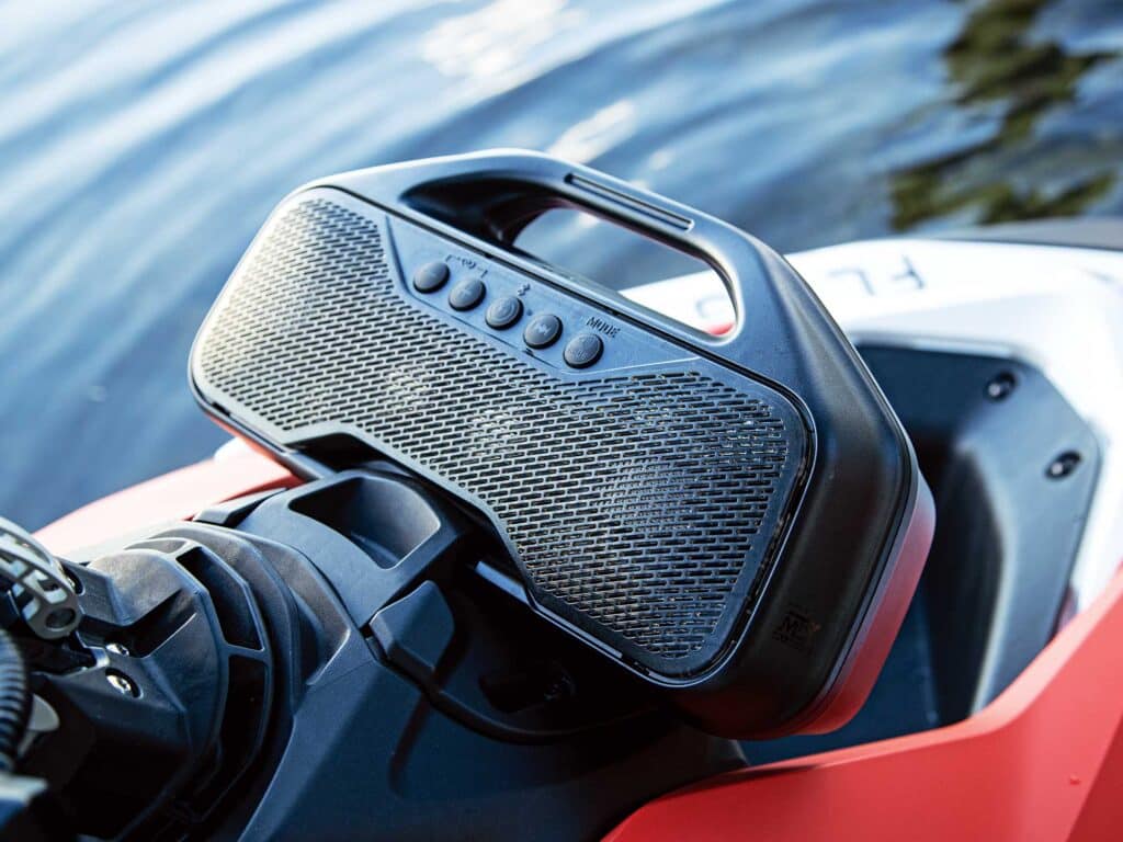 Sea-Doo Spark Trixx radio