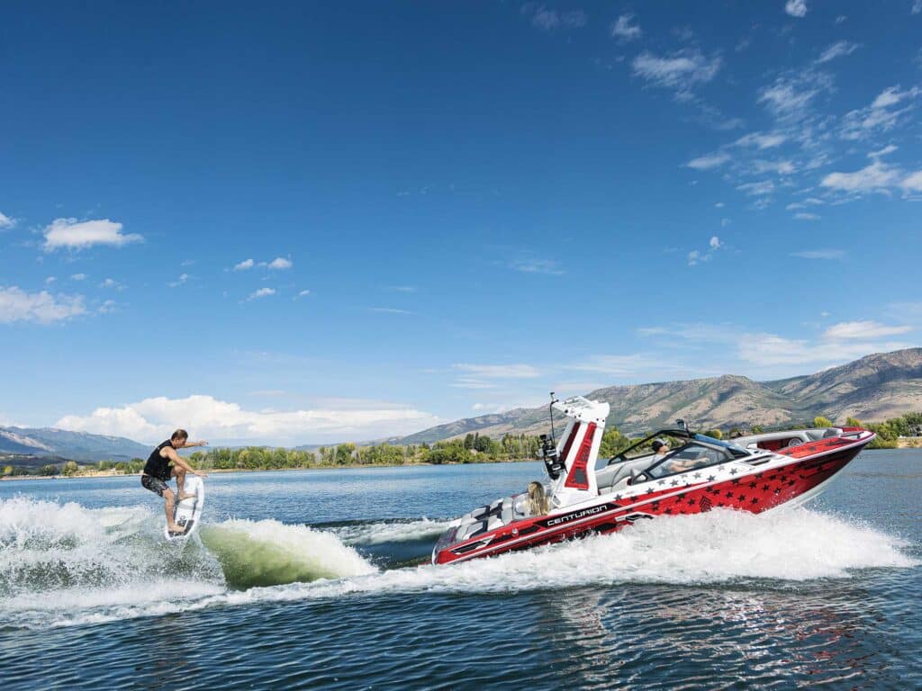 Centurion Ri230 wakesurfing