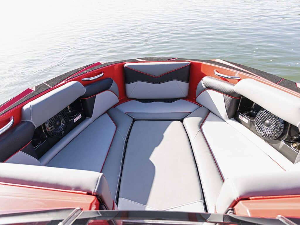 Supreme S240 bow seating