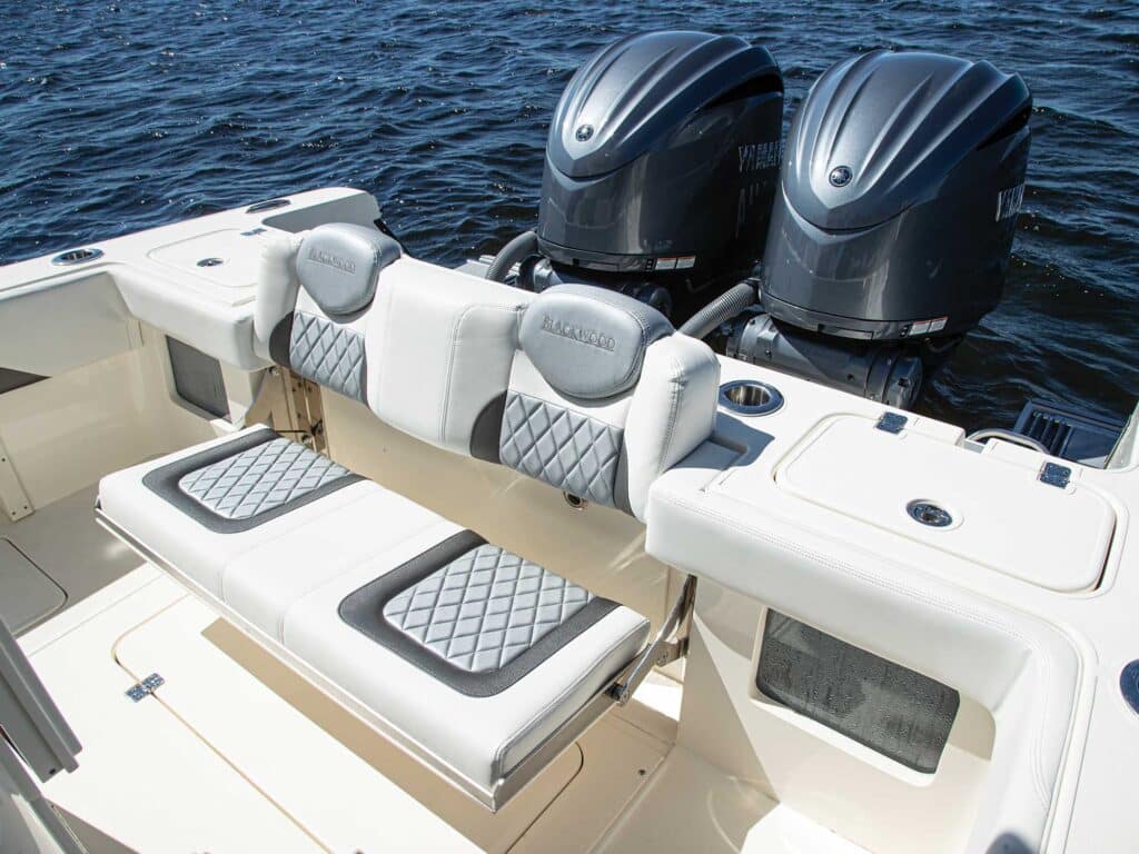 American Marine Sports Blackwood 290 Open aft seating