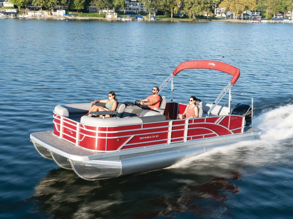 Bennington 22 SVSB-SPS cruising