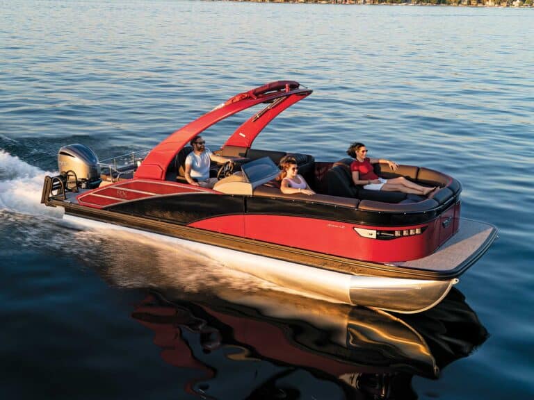 Bennington Pontoon Boats Tests, Videos and Information