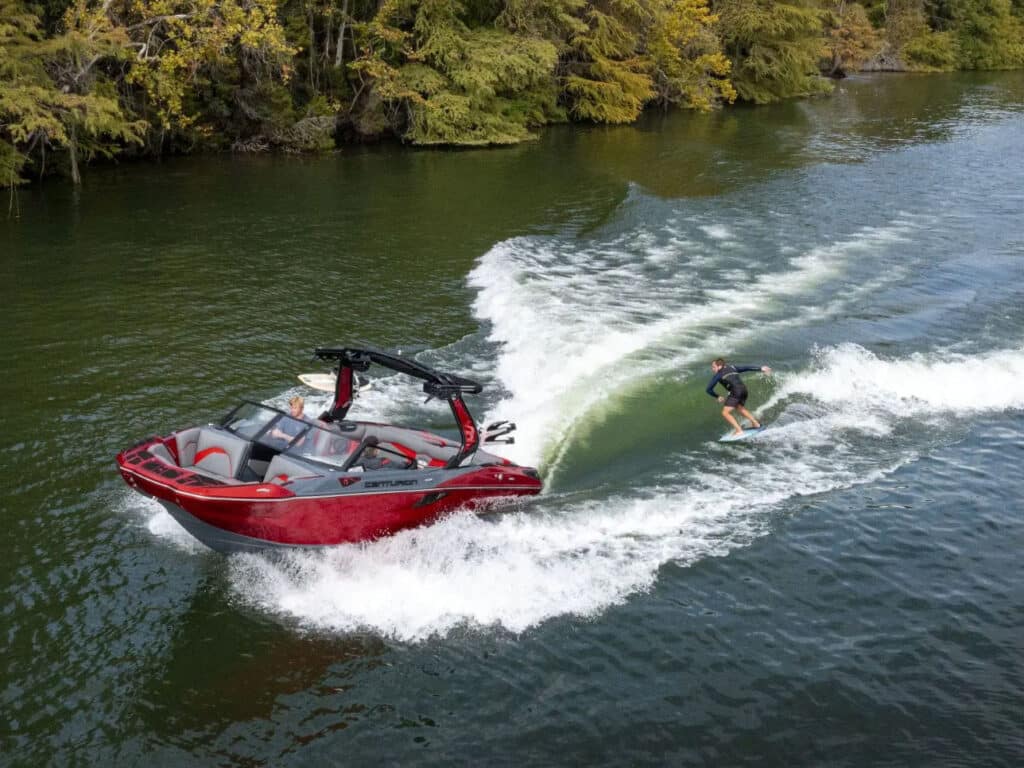 Centurion Fe22 wakesurfing