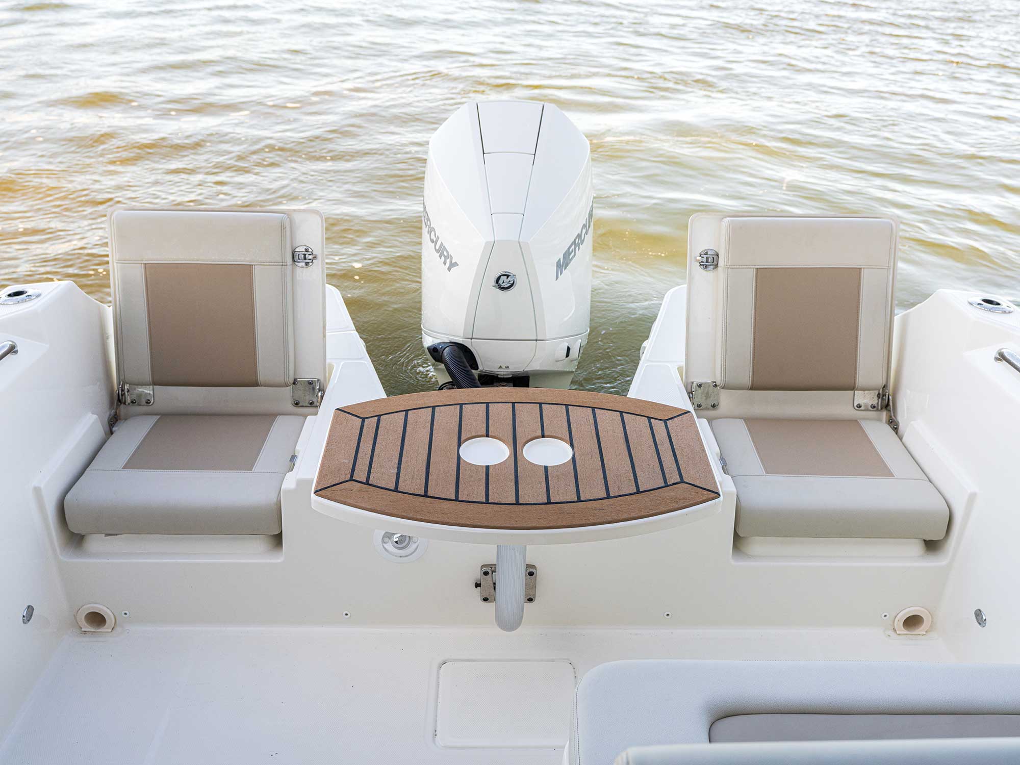 2024 Boston Whaler 210 Vantage Boat Test, Pricing, Specs Boating Mag