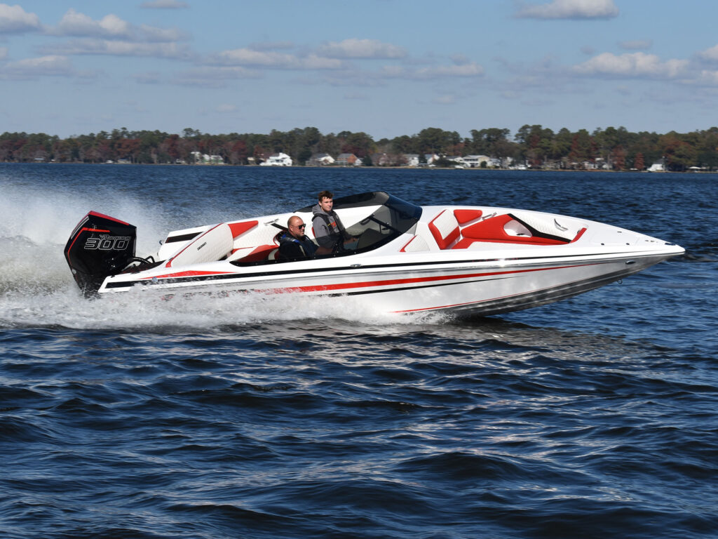 Checkmate Pulsare 2400 BRX on the lake