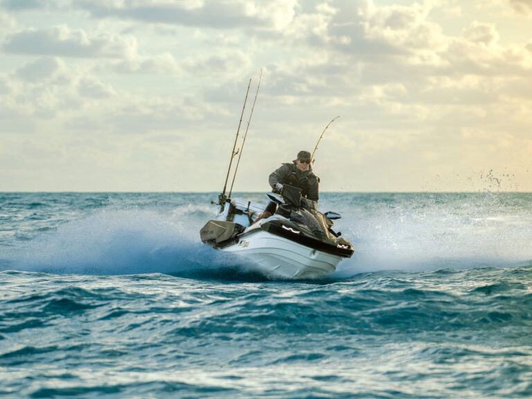 Kawasaki Jet Ski Ultra 160LX-S Angler offshore