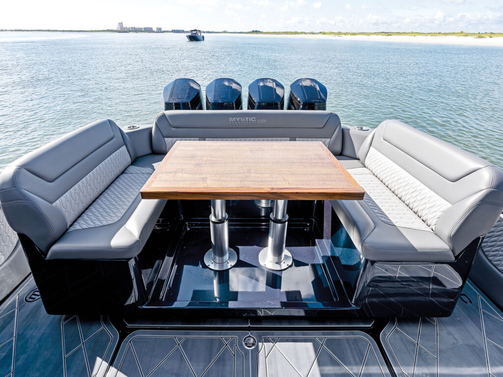 Mystic Powerboats M5200XL cockpit