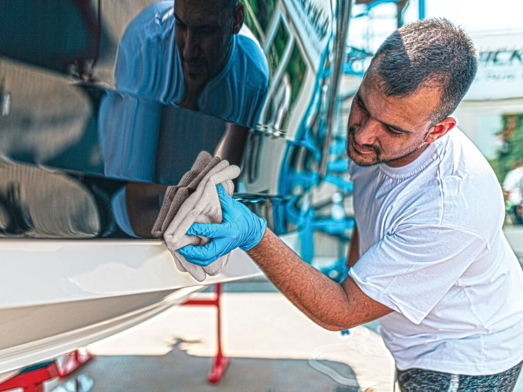 Applying protectant to a boat's hull