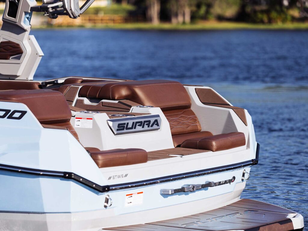 Supra SA aft seating